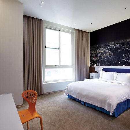 Airline Inn Green Park Way Tchaj-čung Exteriér fotografie
